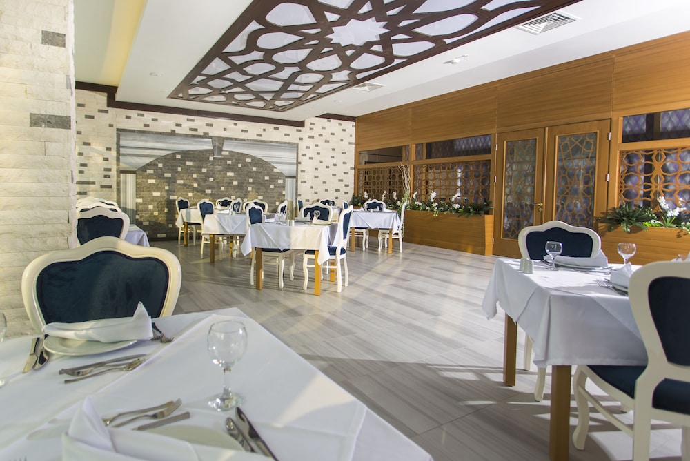 Sun Star Resort — Restaurant & bars in Alanya