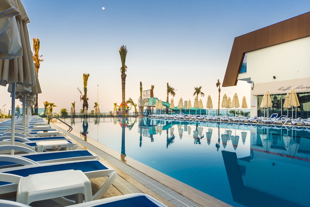 Sun Star Resort — Swimming pool in Alanya