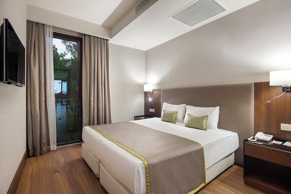 Trendy Lara Hotel — Hotel rooms in Belek