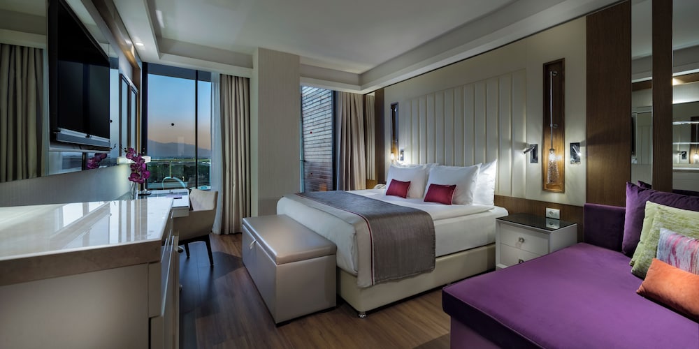 Trendy Lara Hotel — Hotel rooms in Belek