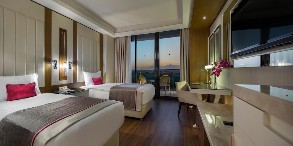 Trendy Lara Hotel — Hotel rooms in Belek