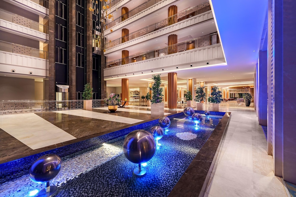 Trendy Lara Hotel — Hotel building in Belek