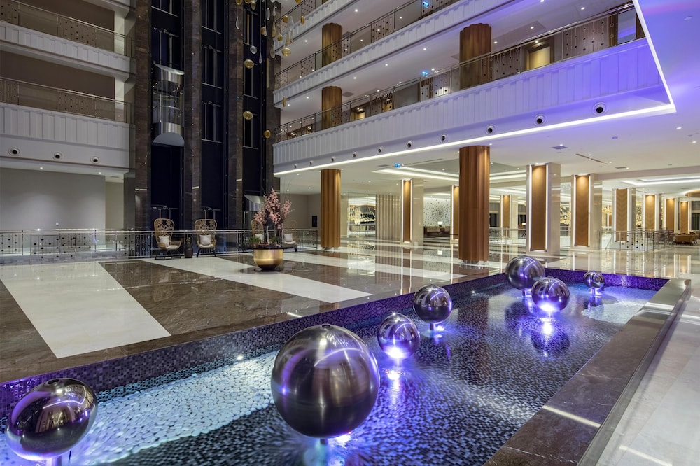 Trendy Lara Hotel — Hotel building in Belek