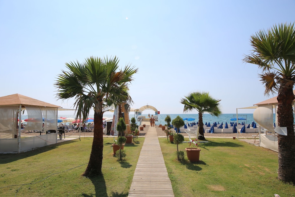 Laren Family Hotel & Spa -  Boutique Hotel — Beach in Antalya