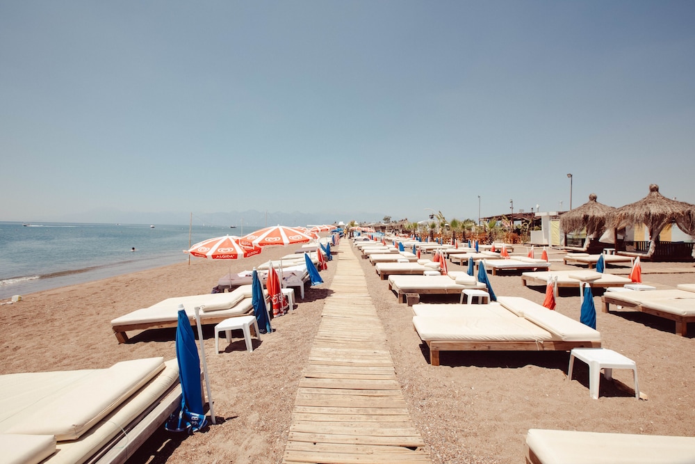 Laren Family Hotel & Spa -  Boutique Hotel — Beach in Antalya