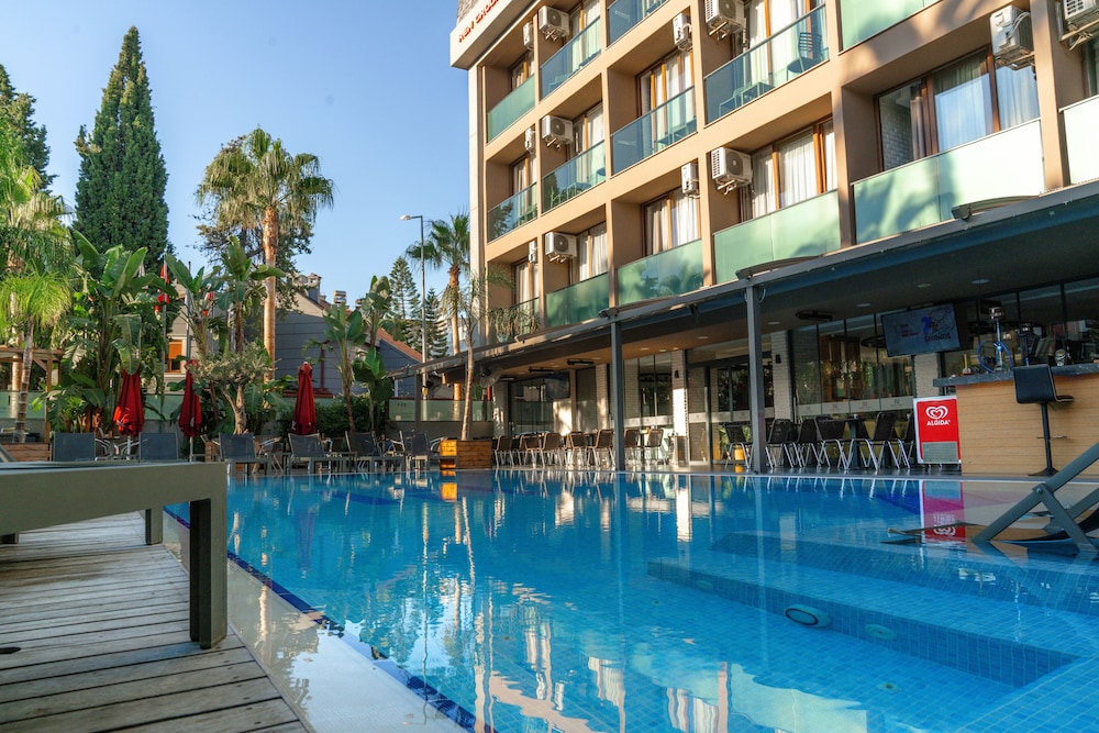 Laren Family Hotel & Spa -  Boutique Hotel — Swimming pool in Antalya