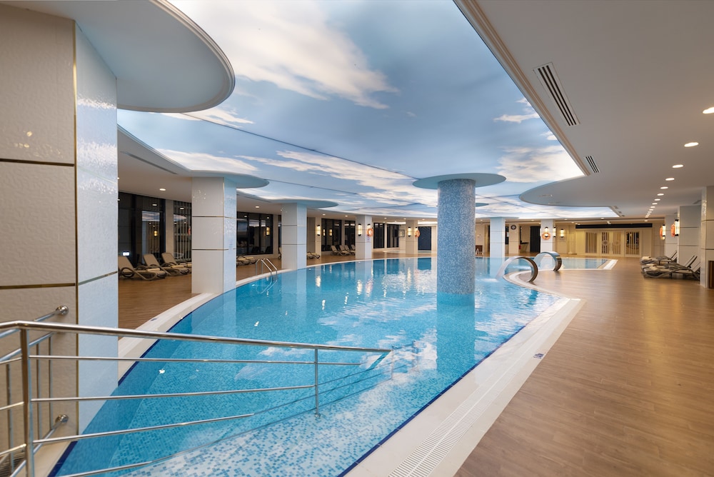 Adalya Elite Lara Hotel - All Inclusive — Swimming pool in Lara