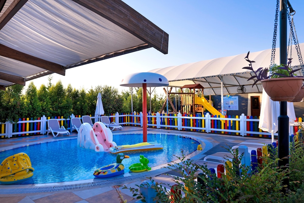 Adalya Elite Lara Hotel - All Inclusive — Swimming pool in Lara