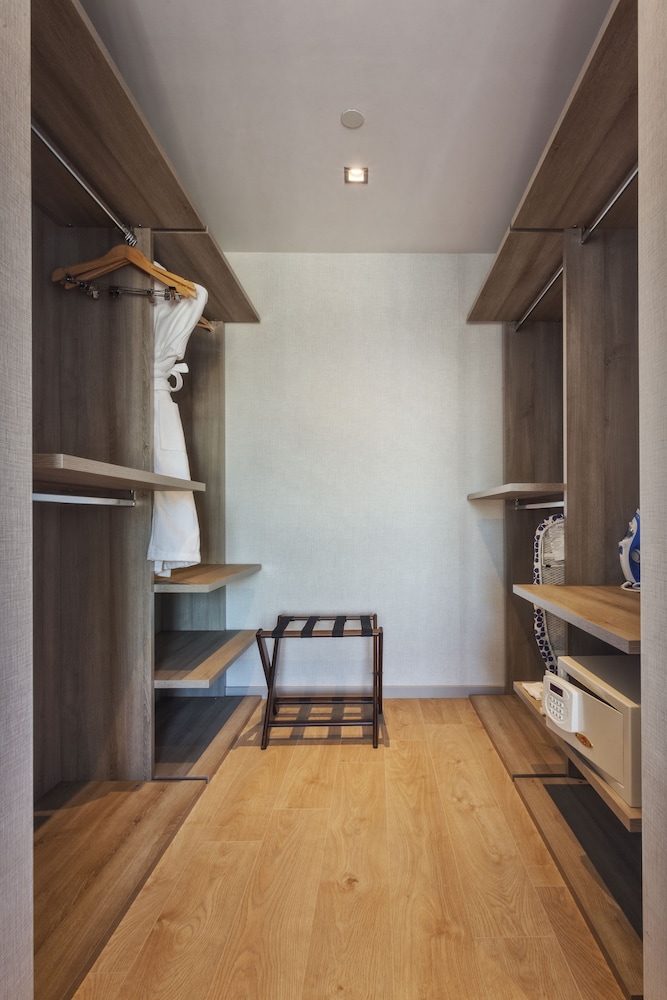 Antasya Suites — Hotel rooms in Istanbul, Istanbul