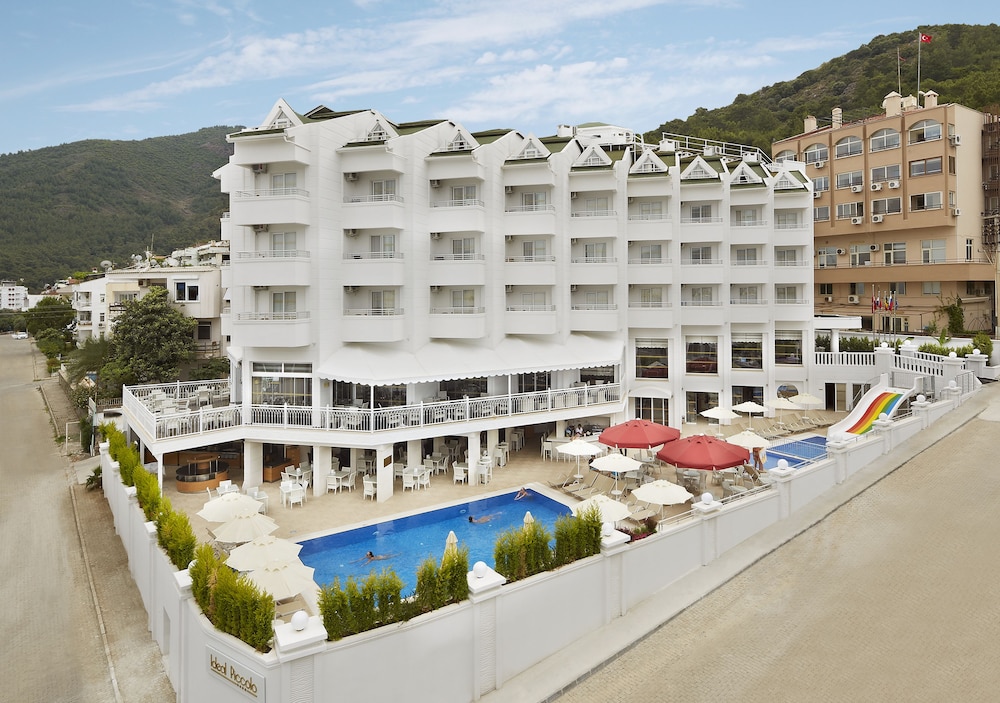 Piccolo Dream Hotel - All Inclusive - Adults Only — Hotel building in Marmaris, Mugla