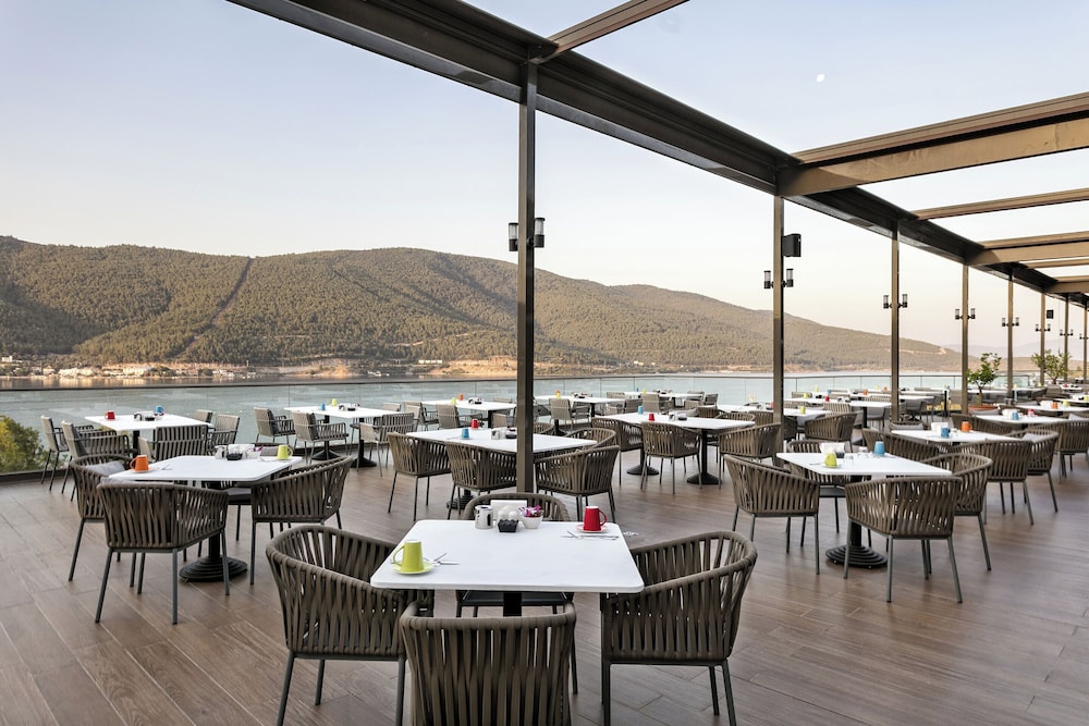 Titanic Luxury Collection Bodrum - All inclusive — Restaurant & bars in Milas, Mugla