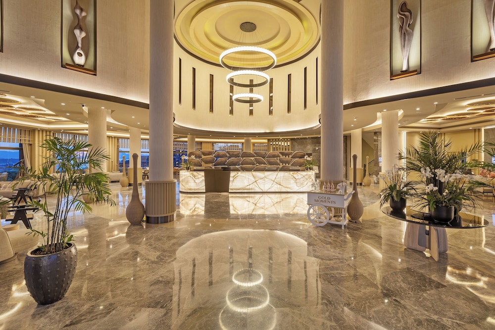 Titanic Luxury Collection Bodrum - All inclusive — Hotel building in Milas, Mugla