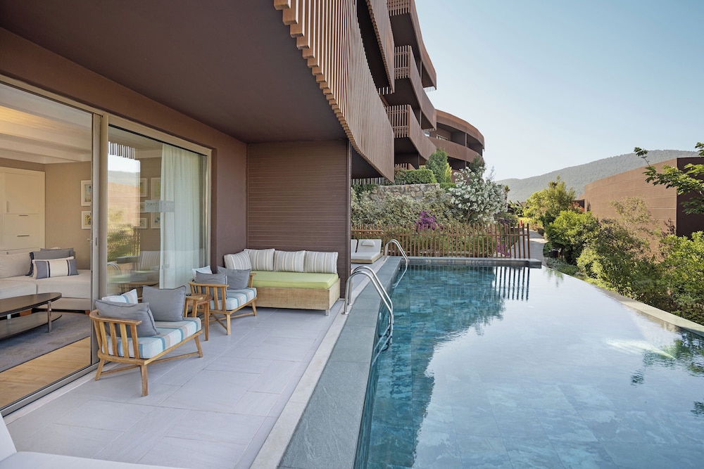 Titanic Luxury Collection Bodrum - All inclusive — Swimming pool in Milas, Mugla