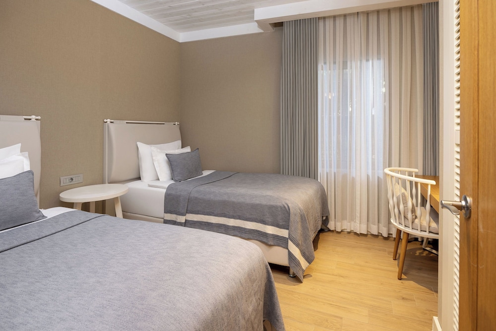Titanic Luxury Collection Bodrum - All inclusive — Hotel rooms in Milas, Mugla