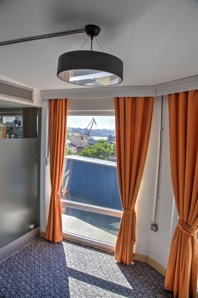 Vavien Hotel — Hotel rooms in Istanbul, Istanbul