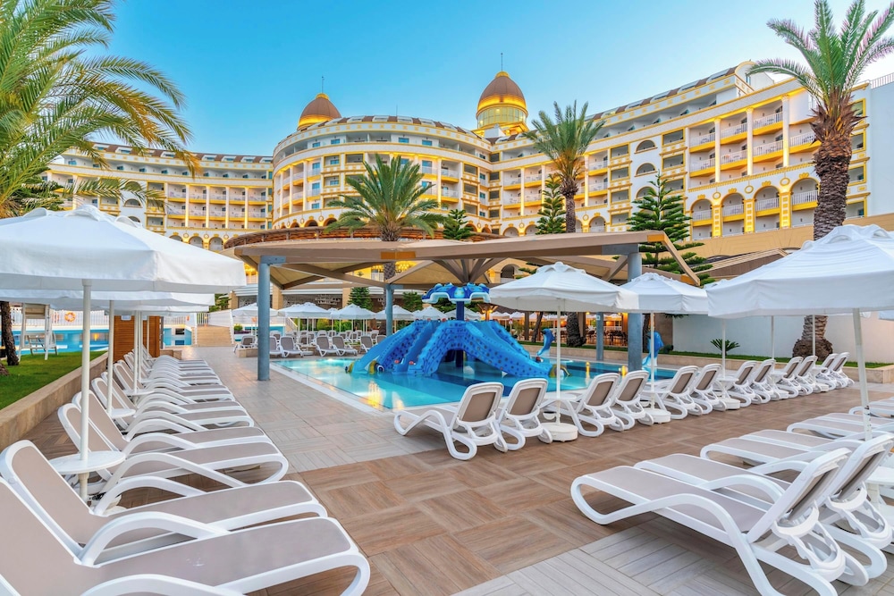 Sidemarin Kirman Premium - Ultra All Inclusive — Swimming pool in Side