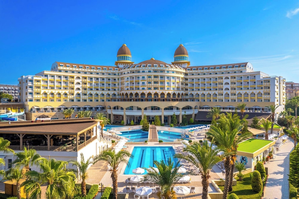 Sidemarin Kirman Premium - Ultra All Inclusive — Hotel building in Side