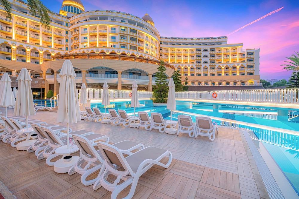 Sidemarin Kirman Premium - Ultra All Inclusive — Swimming pool in Side