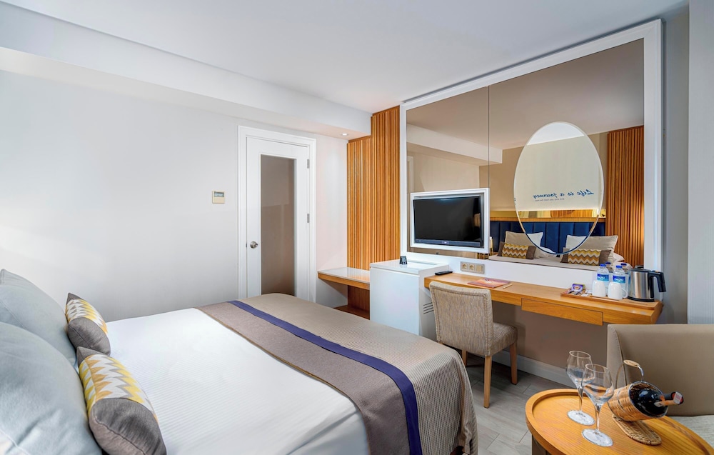 Sidemarin Kirman Premium - Ultra All Inclusive — Hotel rooms in Side