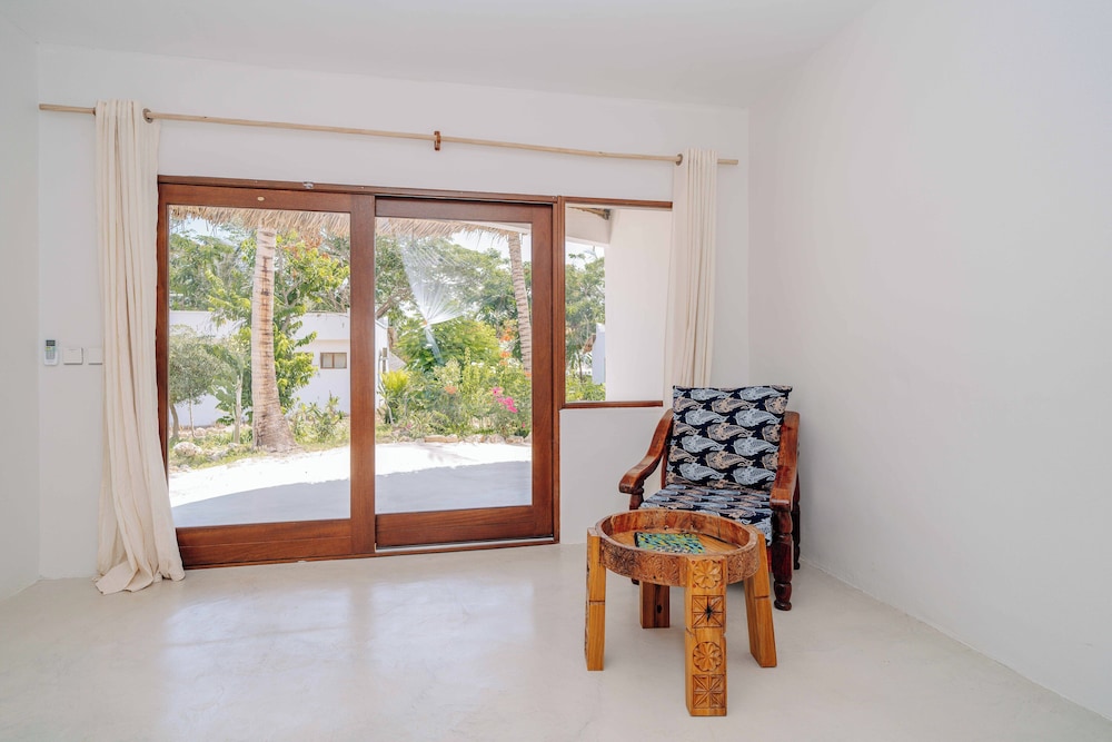 Spice Island Hotel & Resort — Hotel rooms in Jambiani, Zanzibar South