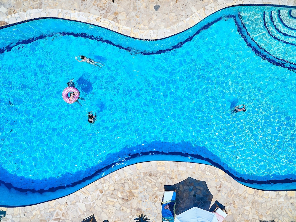 Spice Island Hotel & Resort — Swimming pool in Jambiani, Zanzibar South