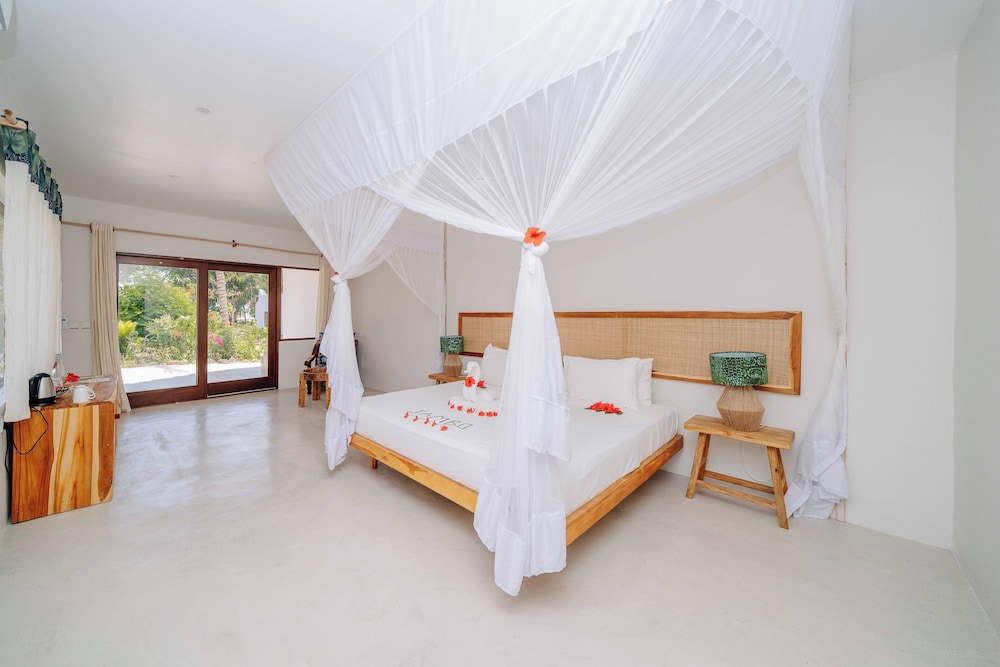 Spice Island Hotel & Resort — Hotel rooms in Jambiani, Zanzibar South