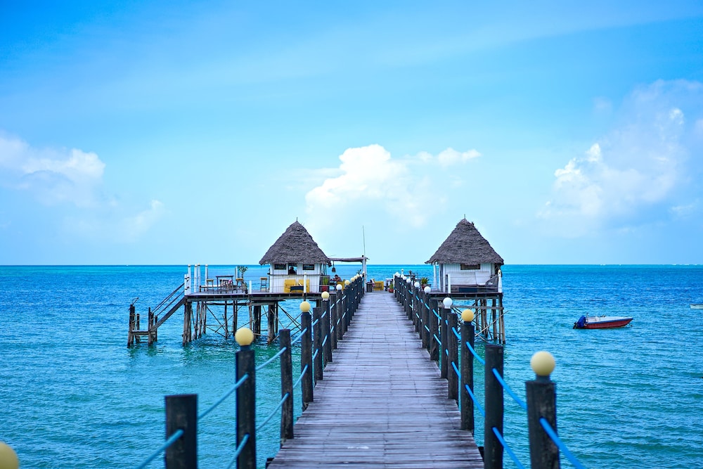 Spice Island Hotel & Resort — Restaurant & bars in Jambiani, Zanzibar South