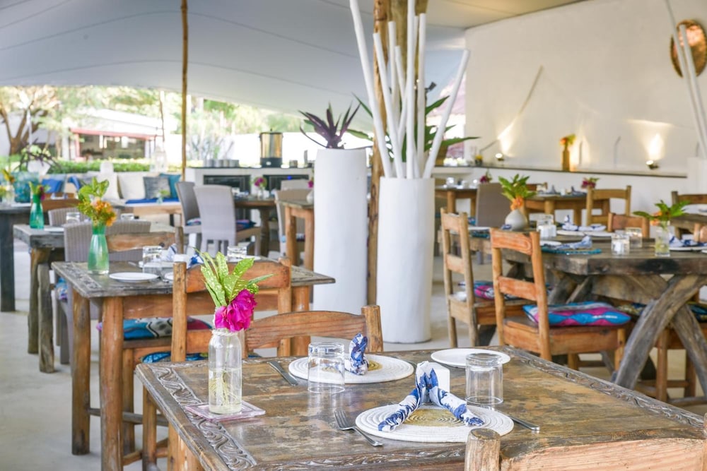 Indigo Beach Zanzibar — Restaurant & bars in Paje, Zanzibar South