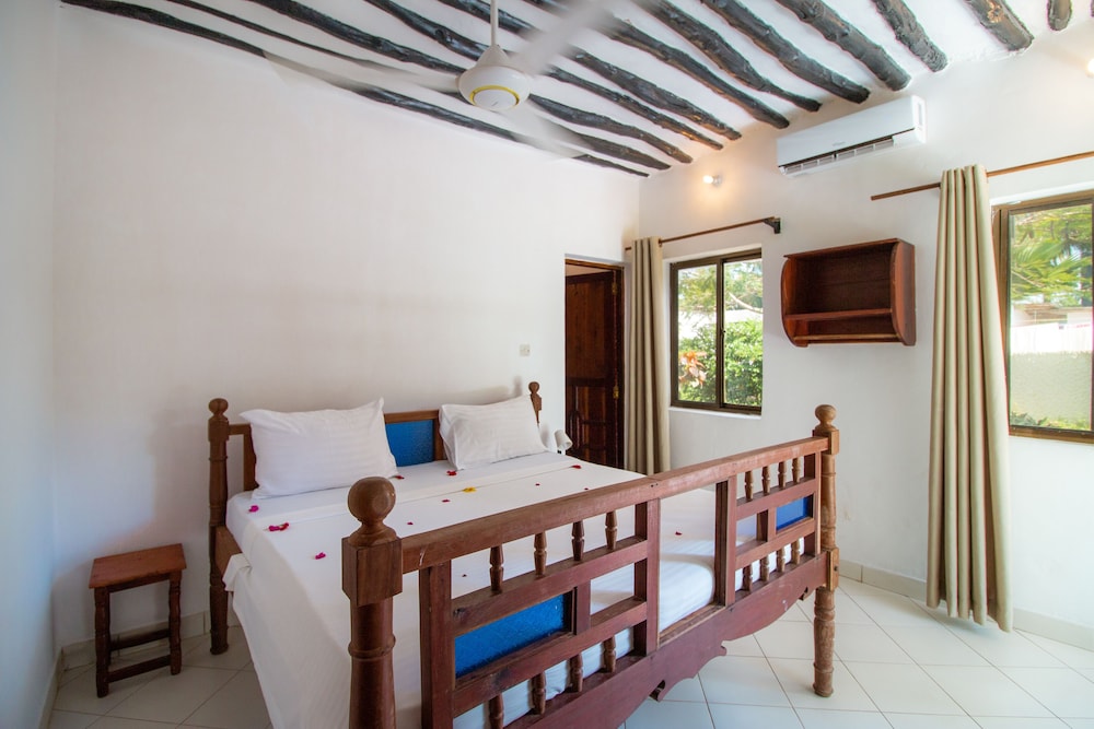 Tanzanite Beach Resort — Hotel rooms in Nungwi, Zanzibar North