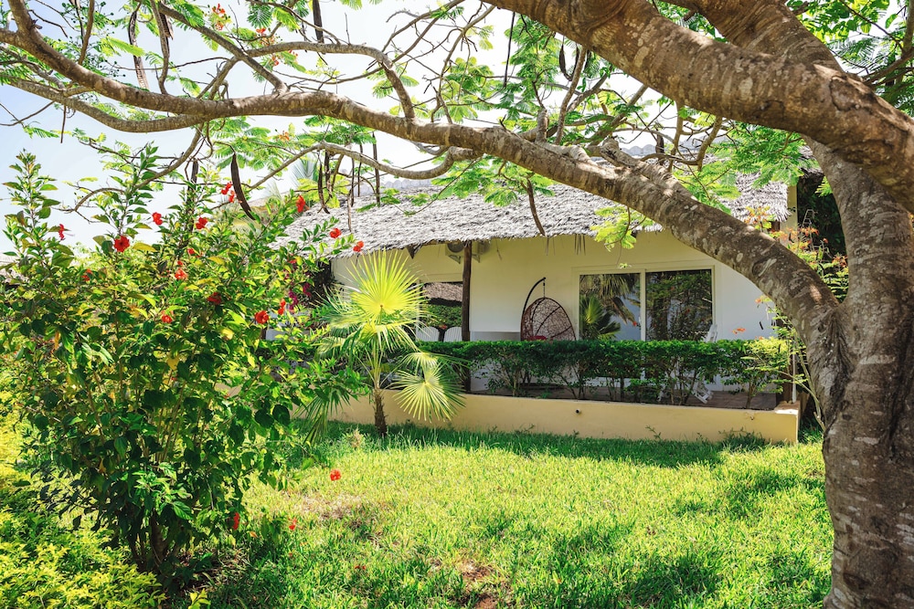 Tanzanite Beach Resort — Hotel building in Nungwi, Zanzibar North