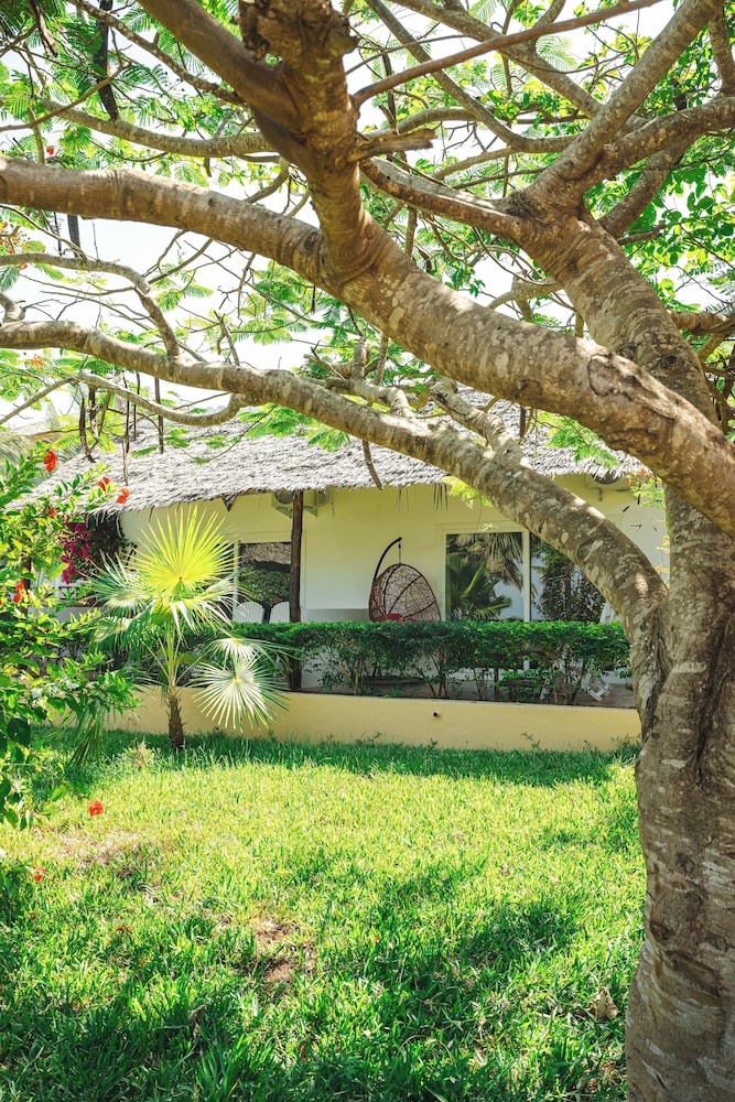 Tanzanite Beach Resort — Hotel building in Nungwi, Zanzibar North