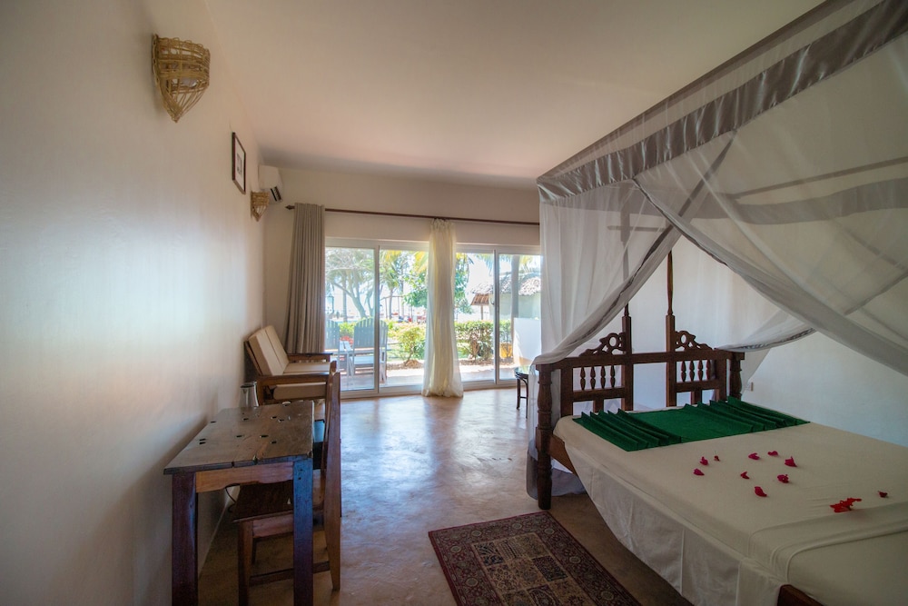 Tanzanite Beach Resort — Hotel rooms in Nungwi, Zanzibar North