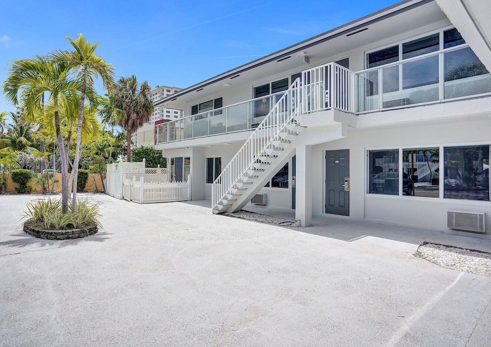 The Garden Hotel & Resort — Hotel building in Fort Lauderdale, Florida