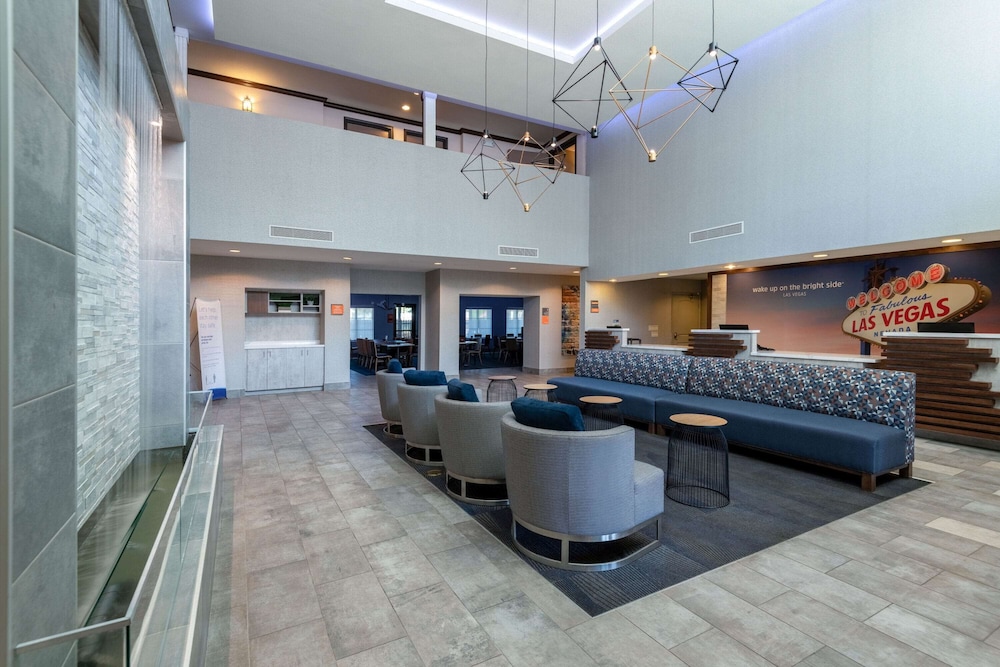 La Quinta Inn & Suites by Wyndham Las Vegas Airport South — Restaurant & bars in Las Vegas, Nevada