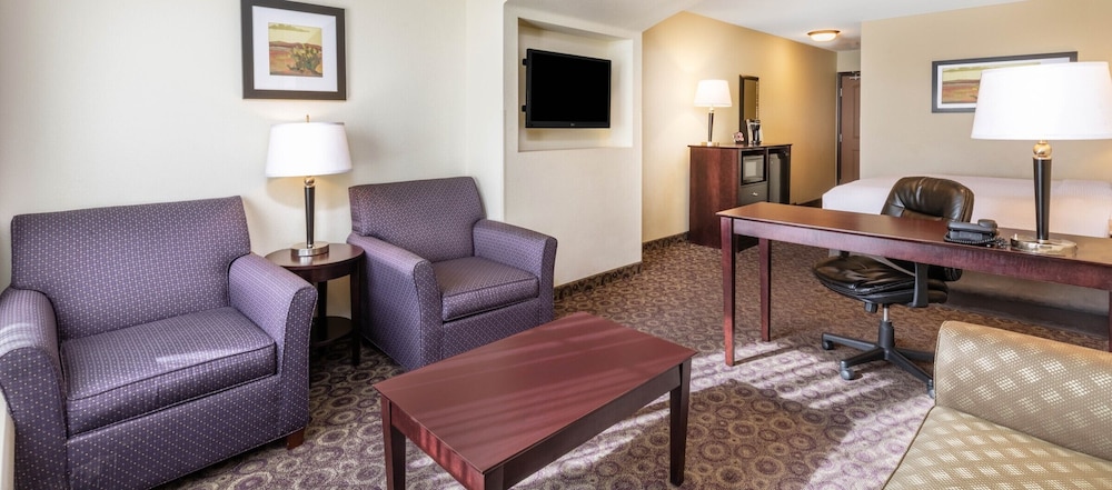 La Quinta Inn & Suites by Wyndham Las Vegas Airport South — Hotel rooms in Las Vegas, Nevada