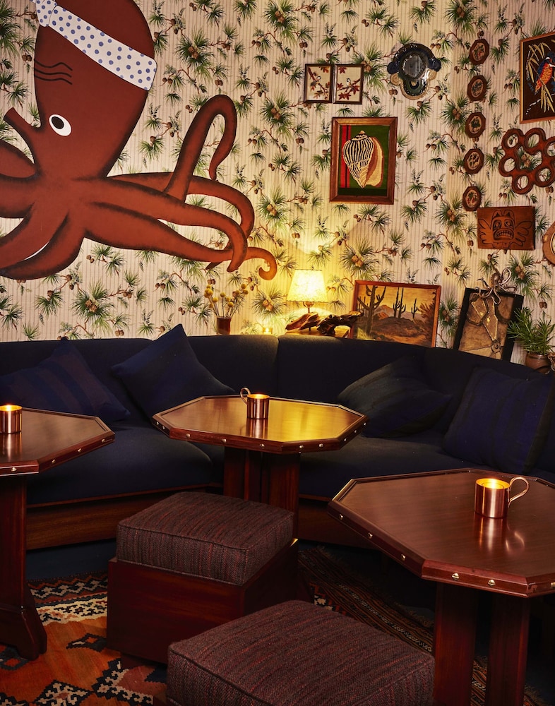 Freehand Chicago — Restaurant & bars in Chicago, Illinois