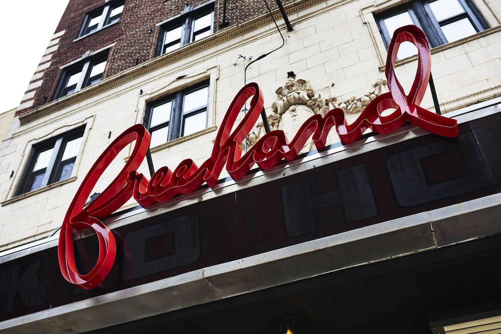 Freehand Chicago — Hotel building in Chicago, Illinois