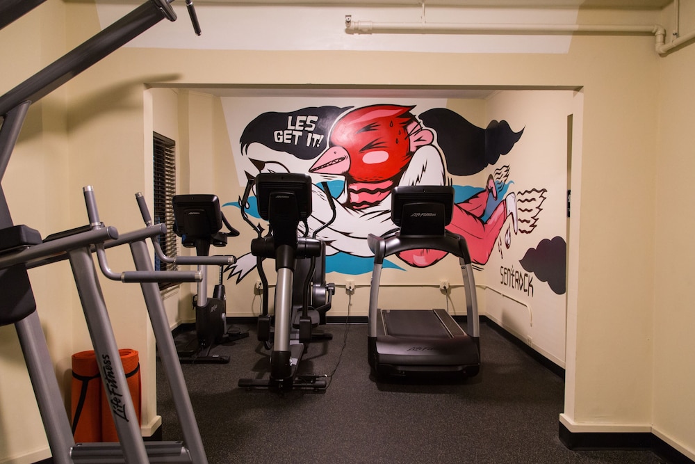 Freehand Chicago — Sports & recreation in Chicago, Illinois