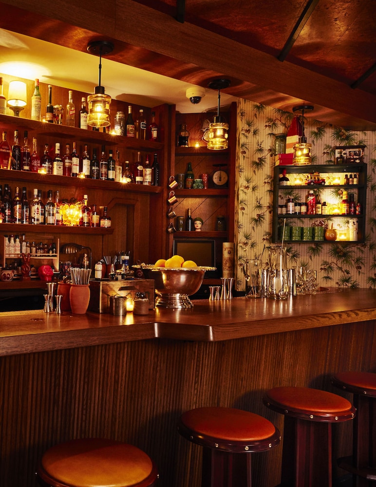 Freehand Chicago — Restaurant & bars in Chicago, Illinois