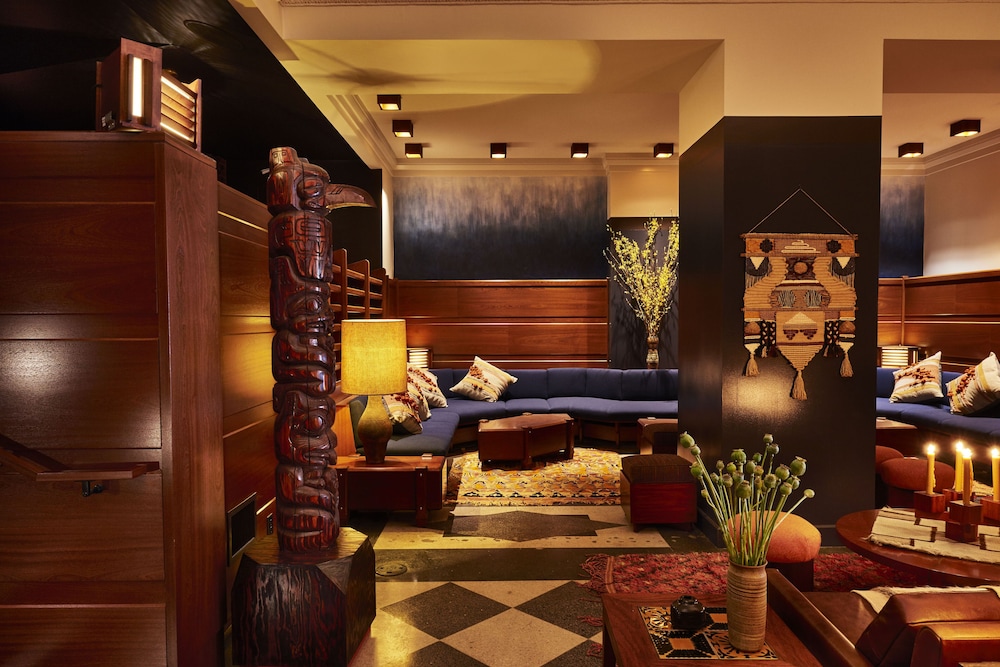 Freehand Chicago — Hotel rooms in Chicago, Illinois