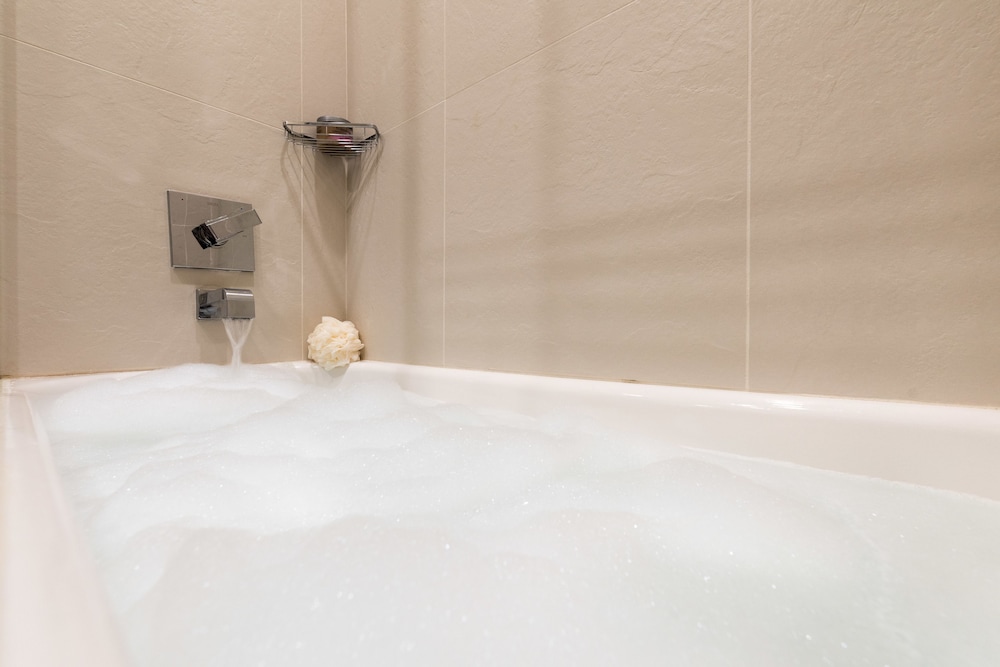 Magic Village Yards, Trademark Collection by Wyndham — Hotel rooms in Kissimmee, Florida