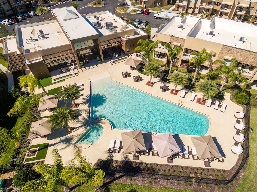Magic Village Yards, Trademark Collection by Wyndham — Swimming pool in Kissimmee, Florida