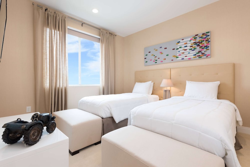 Magic Village Yards, Trademark Collection by Wyndham — Hotel rooms in Kissimmee, Florida