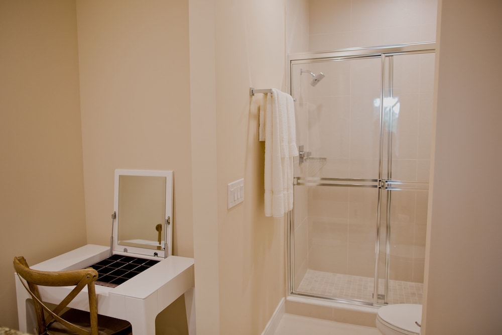 Magic Village Yards, Trademark Collection by Wyndham — Hotel rooms in Kissimmee, Florida