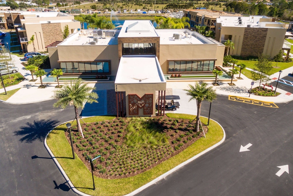 Magic Village Yards, Trademark Collection by Wyndham — Hotel building in Kissimmee, Florida
