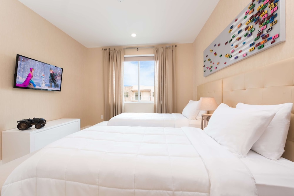 Magic Village Yards, Trademark Collection by Wyndham — Hotel rooms in Kissimmee, Florida