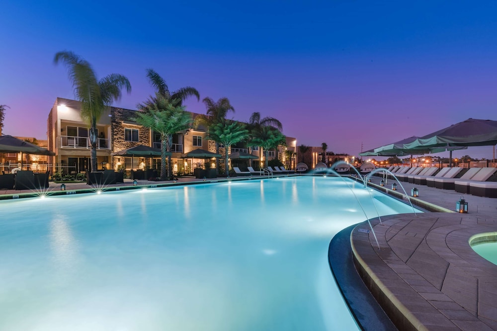 Magic Village Yards, Trademark Collection by Wyndham — Swimming pool in Kissimmee, Florida