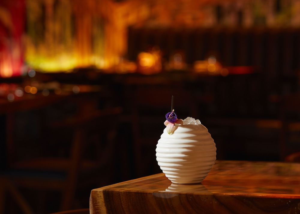The Godfrey Hotel Boston — Restaurant & bars in Boston, Massachusetts