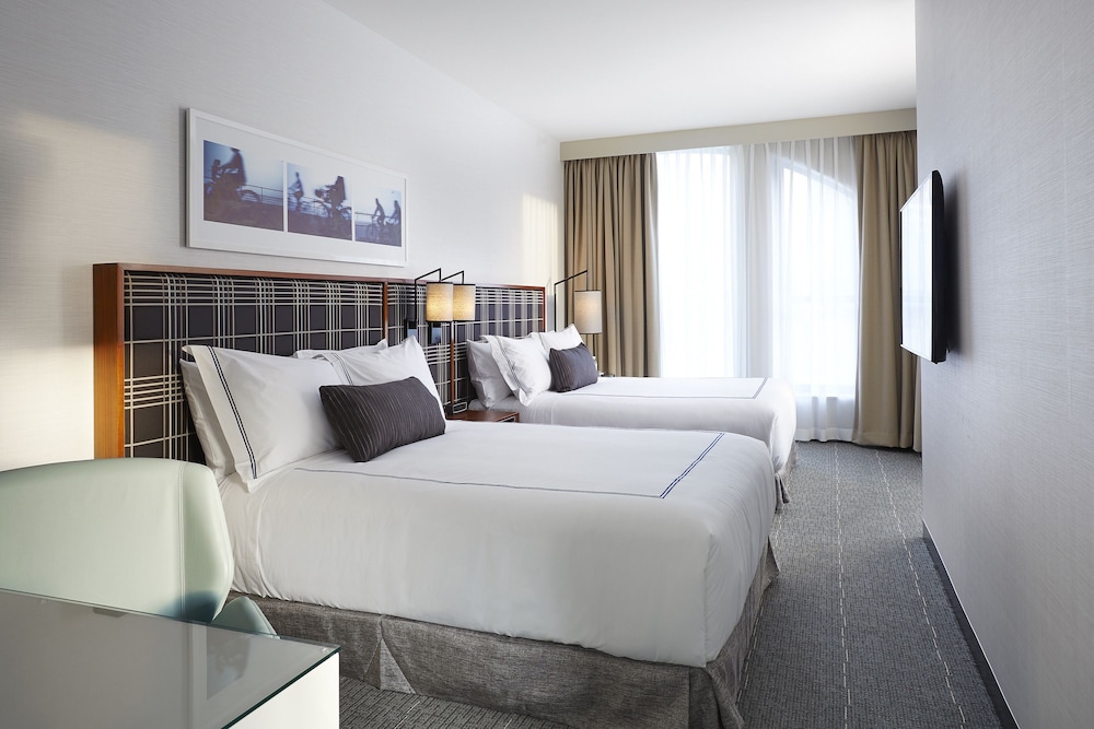 The Godfrey Hotel Boston — Hotel rooms in Boston, Massachusetts