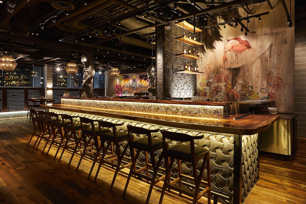 The Godfrey Hotel Boston — Restaurant & bars in Boston, Massachusetts
